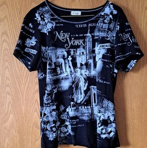 Black and White New York Graphic Tee